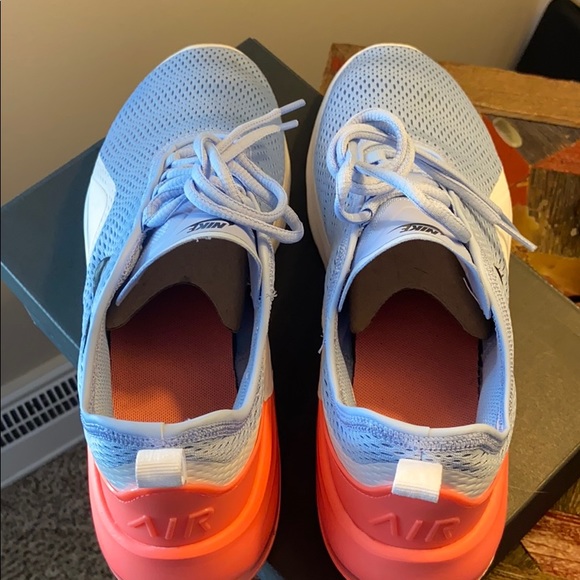 Size 11 - Picture 6 of 8